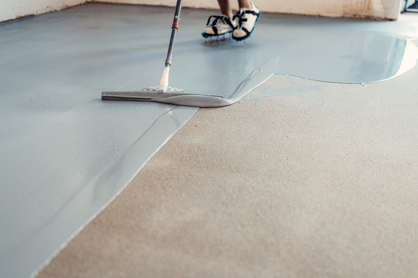 epoxy Why Your Garage May Benefit from an Epoxy Concrete Coating